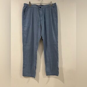 Tommy Bahama loose summer pants, with zipper and button. Size XL x 30